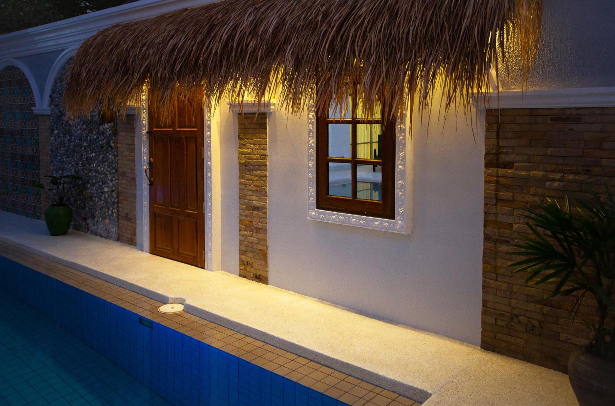 Nagawari Art Maldives Pattaya Villa На Джомтиен Екстериор снимка