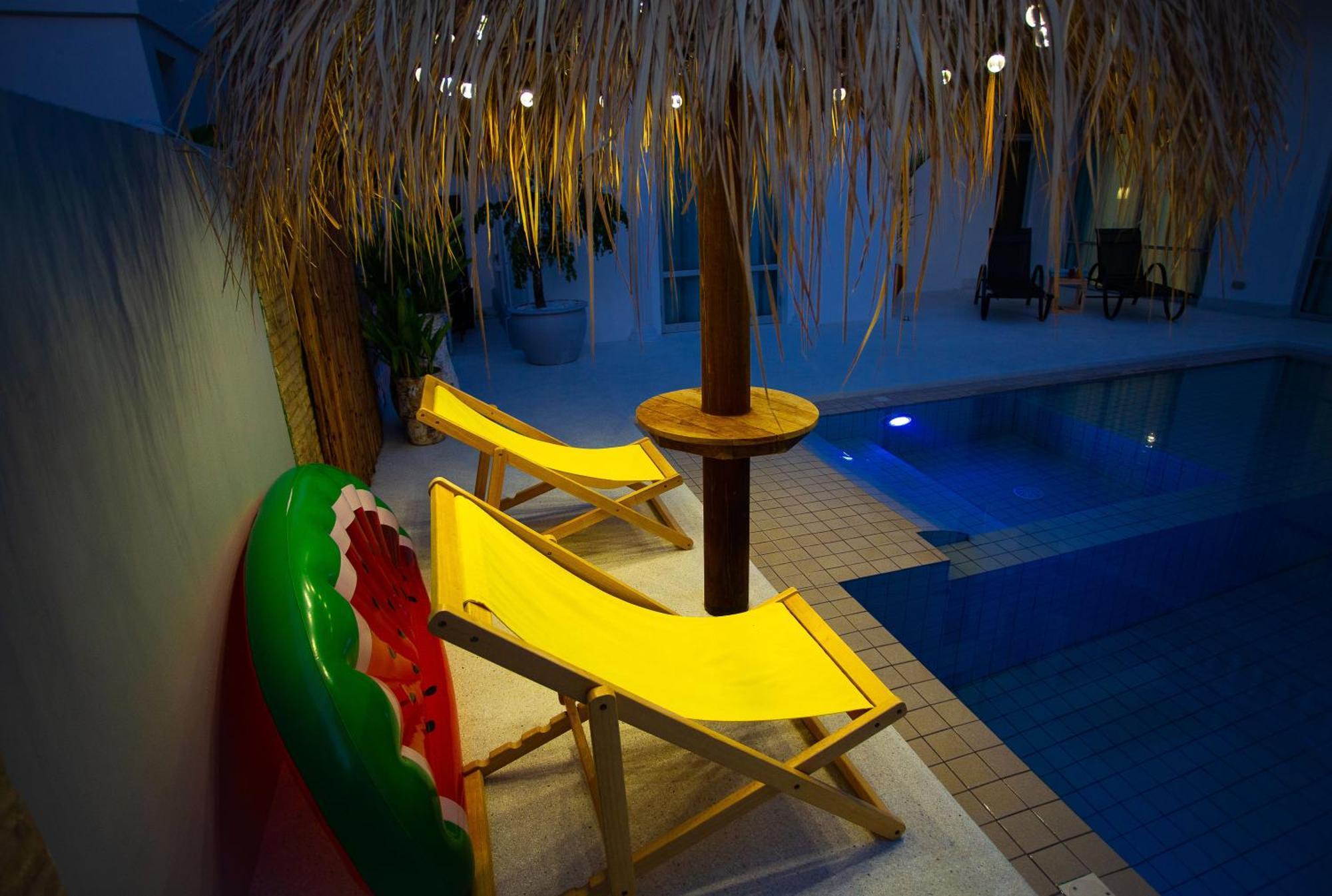 Nagawari Art Maldives Pattaya Villa На Джомтиен Екстериор снимка