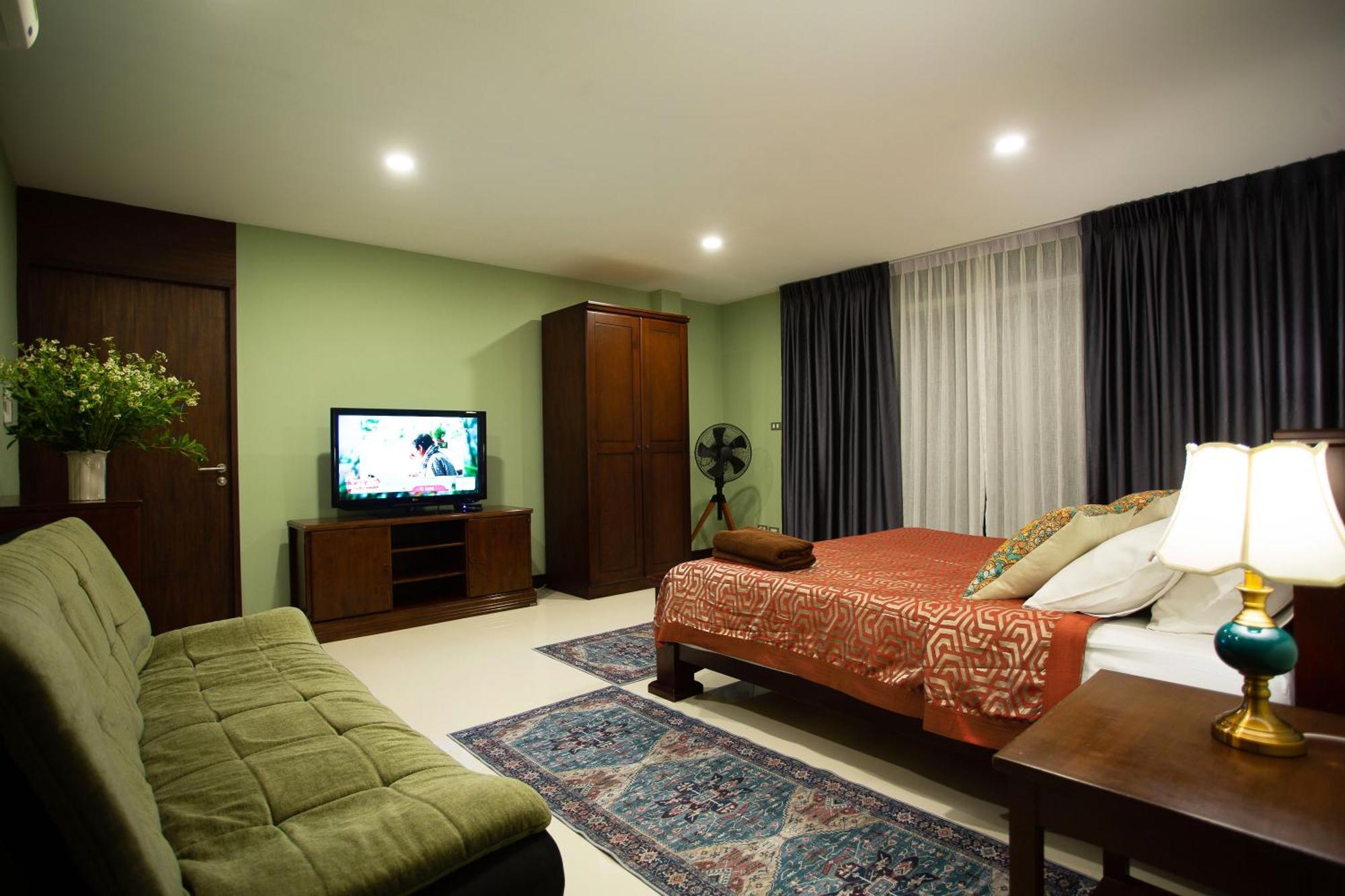 Nagawari Art Maldives Pattaya Villa На Джомтиен Екстериор снимка