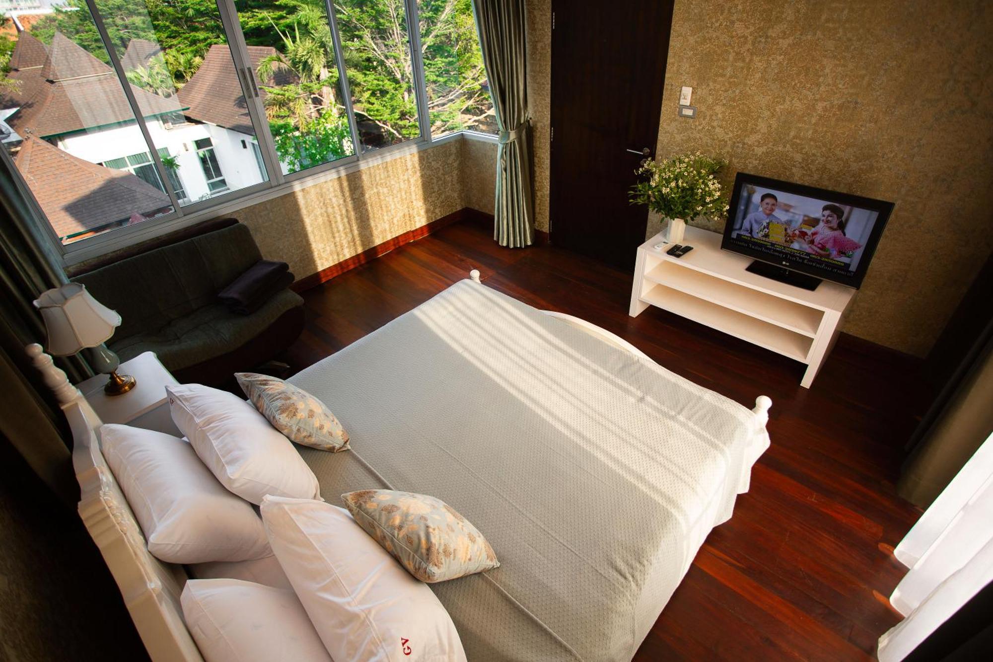 Nagawari Art Maldives Pattaya Villa На Джомтиен Екстериор снимка